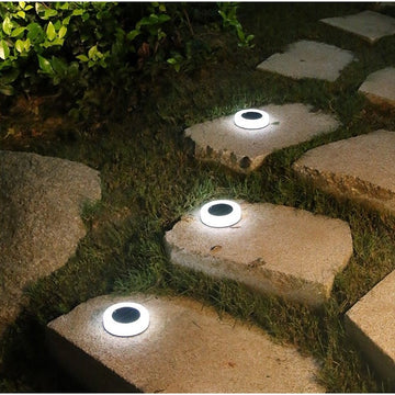 Lampa Solară LED Flippy, Formă Cerc pentru Gazon sau Grădină, Rezistență la Apă, Alb Rece