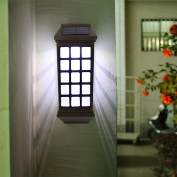 Lampă Solară LED Tip Felinar pentru Perete – Eleganță Clasică și Funcționalitate Modernă